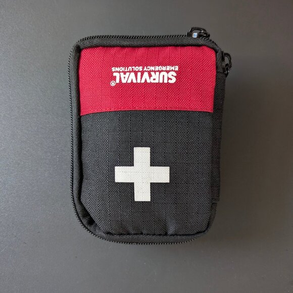 NWT Best First Aid Kits - Large Bag (250 Pieces Set) Comprehensive - Picture 12 of 16